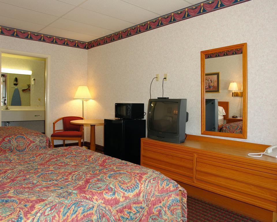 Econo Lodge Wytheville I-77 & I-81 Dış mekan fotoğraf