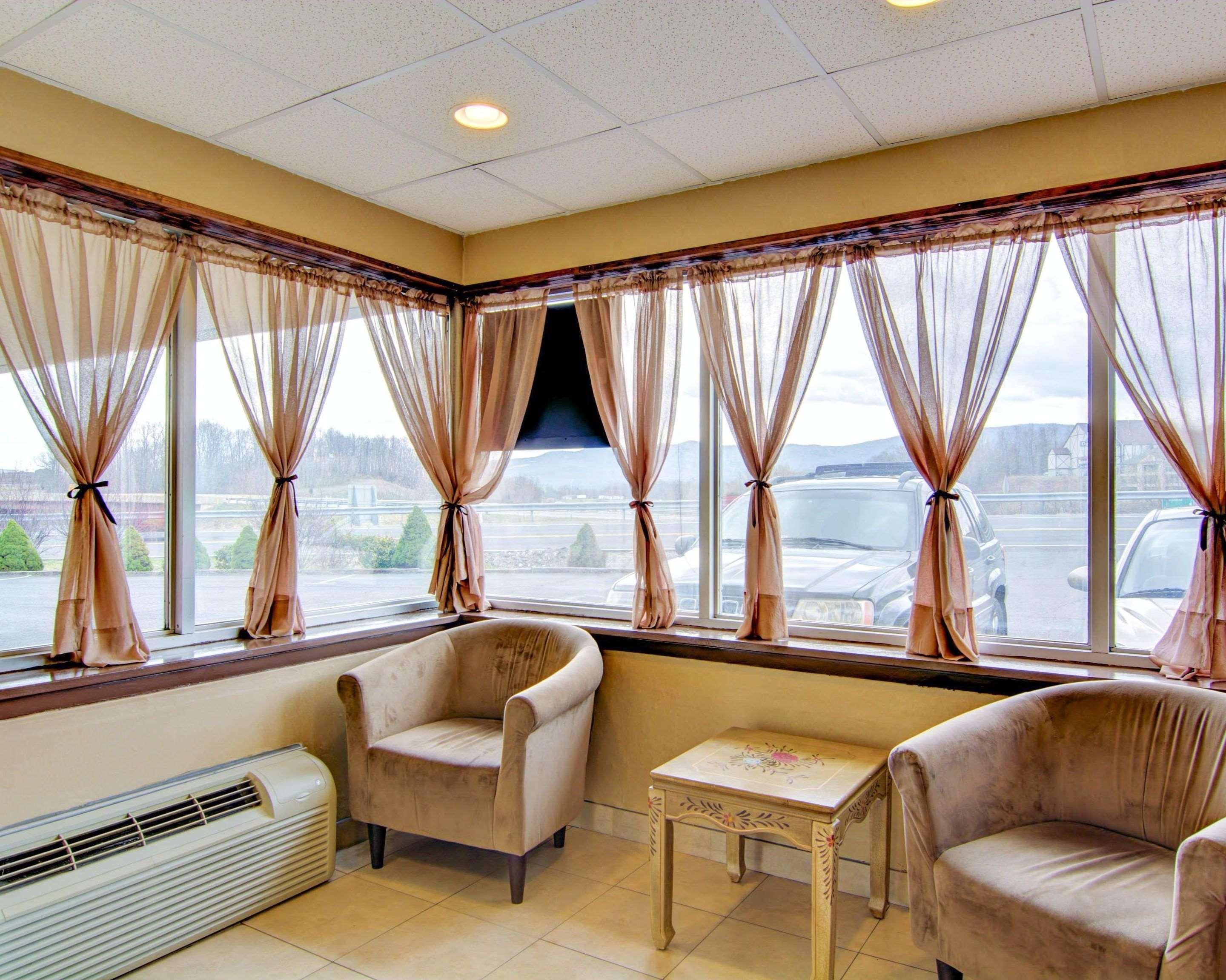 Econo Lodge Wytheville I-77 & I-81 Dış mekan fotoğraf